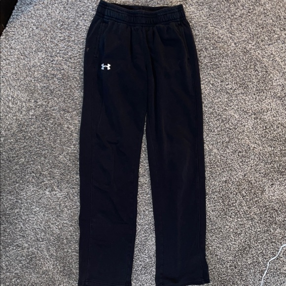 Under Armour Women’s Straight Sweatpants Bundle - Picture 2 of 7